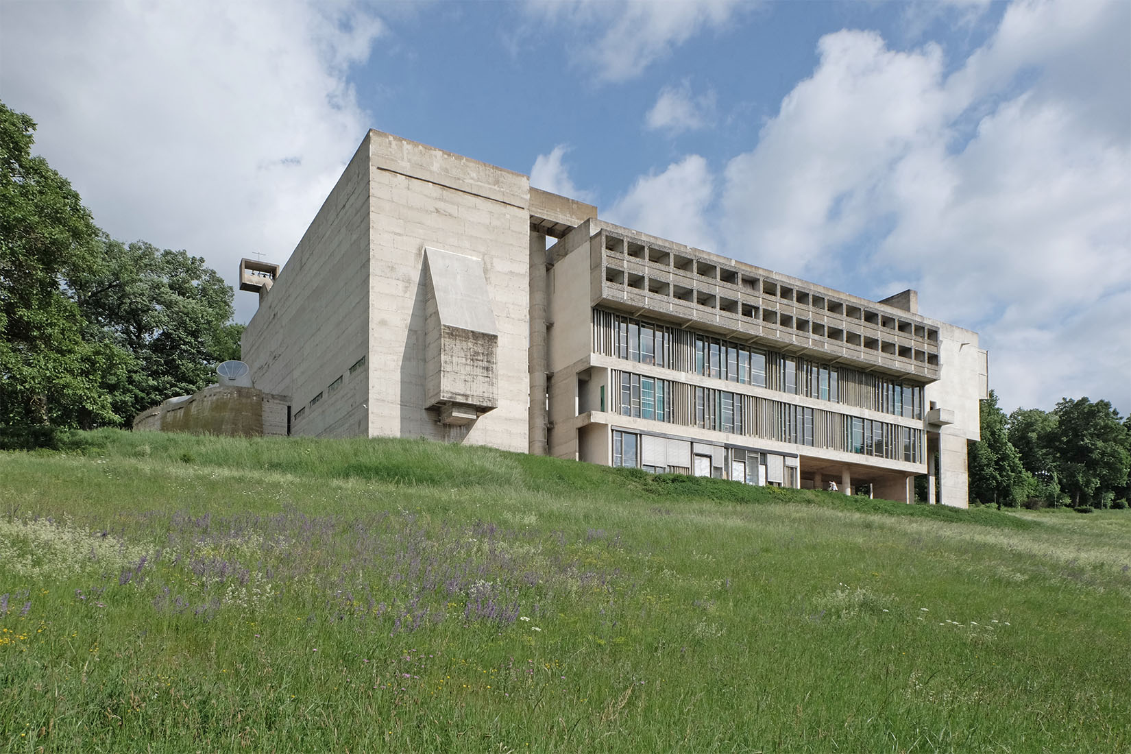 Le Corbusier - Couvent Sainte-Marie de la Tourette
