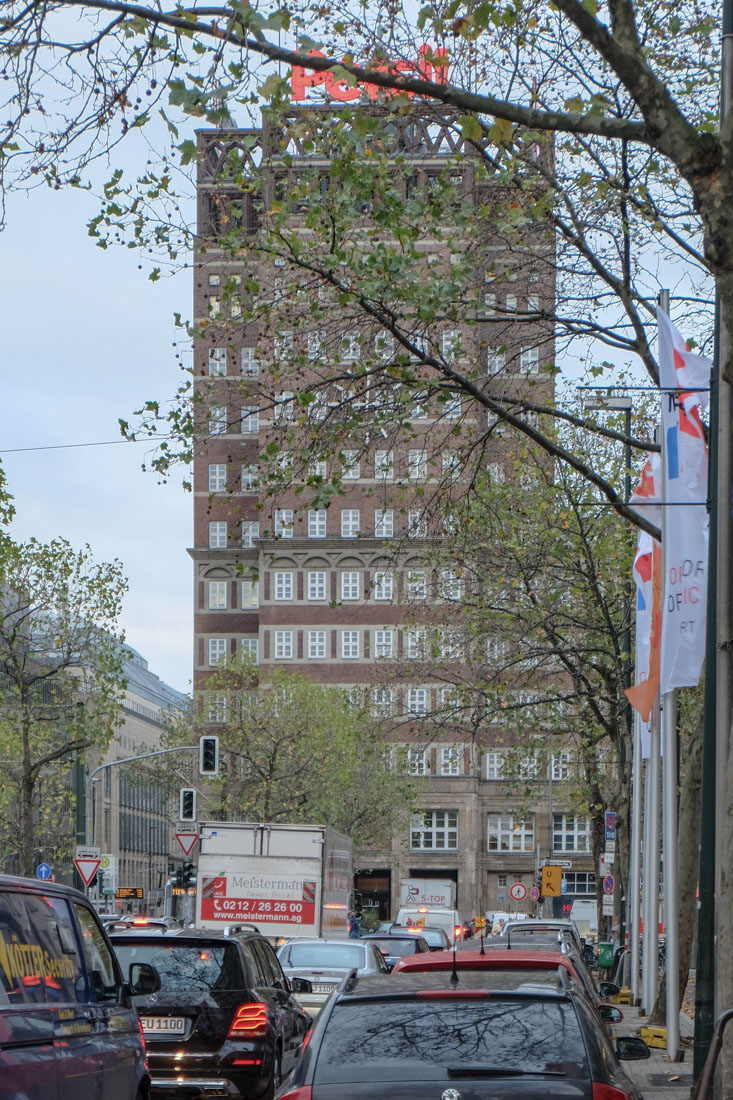 Wilhelm Heinrich-Kreis - Wilhelm-Marx-House Dsseldorf