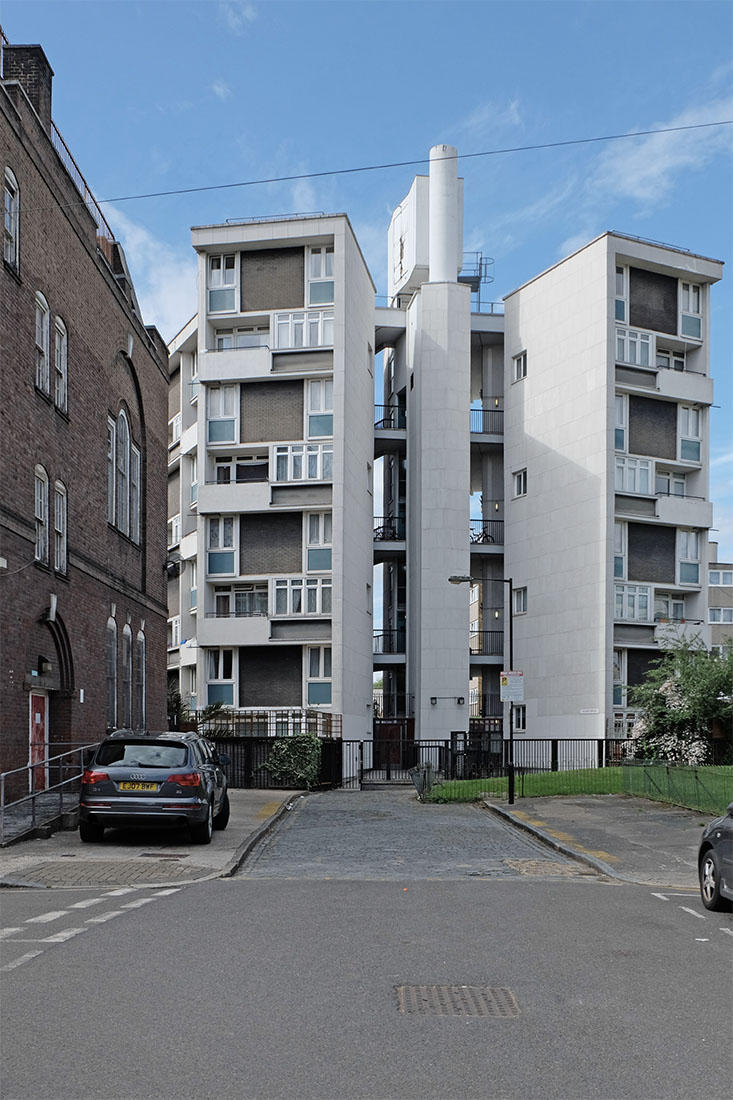 Denys Lasdun - Sulkin House London