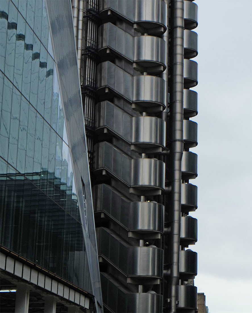 Richard Rogers - Lloyd's Building London