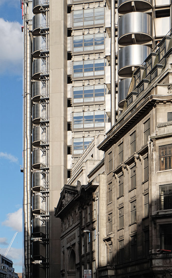 Richard Rogers - Lloyd's Building London
