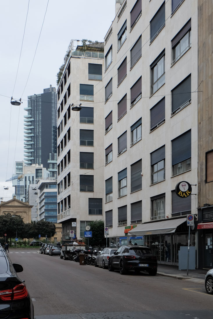 Asnago Vender - Apartment Building Corso di Porta Nuova, Milano