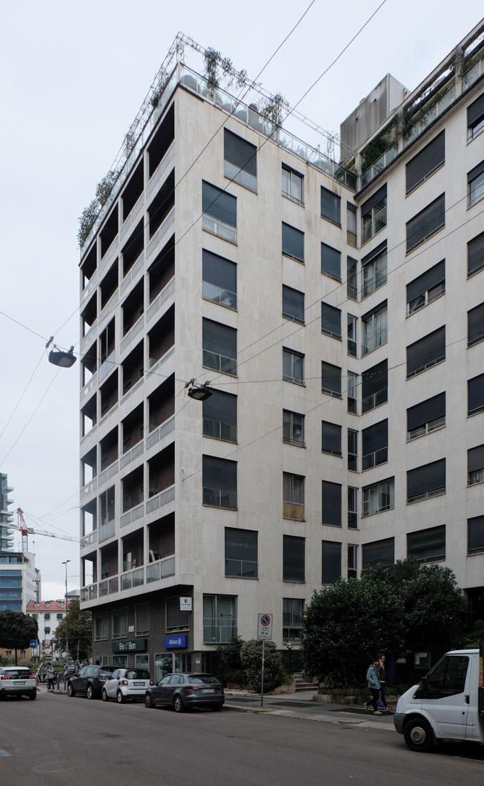 Asnago Vender - Apartment Building Corso di Porta Nuova, Milano
