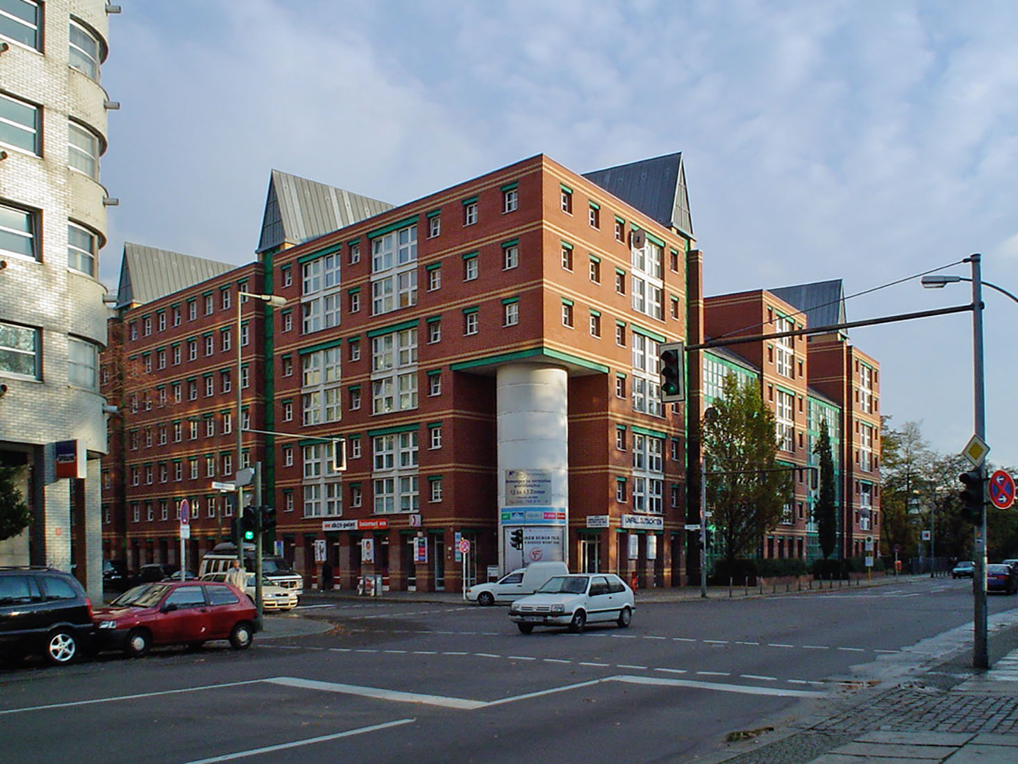 www.archipicture.eu - Aldo Rossi - Building Wilhelmstrasse / Kochstrasse Berlin