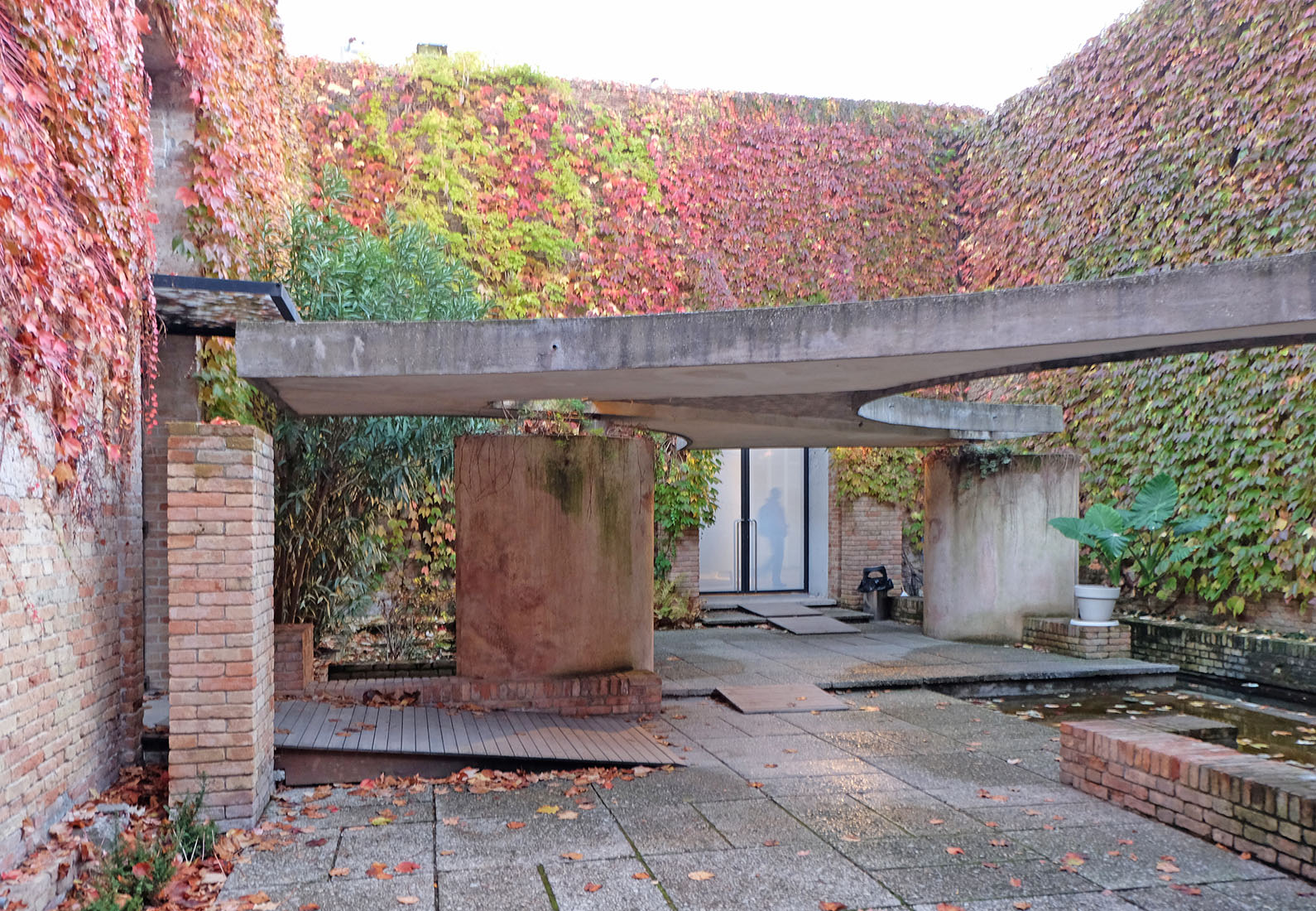 Www Archipicture Eu Carlo Scarpa Sculpture Garden For The Venice Biennale