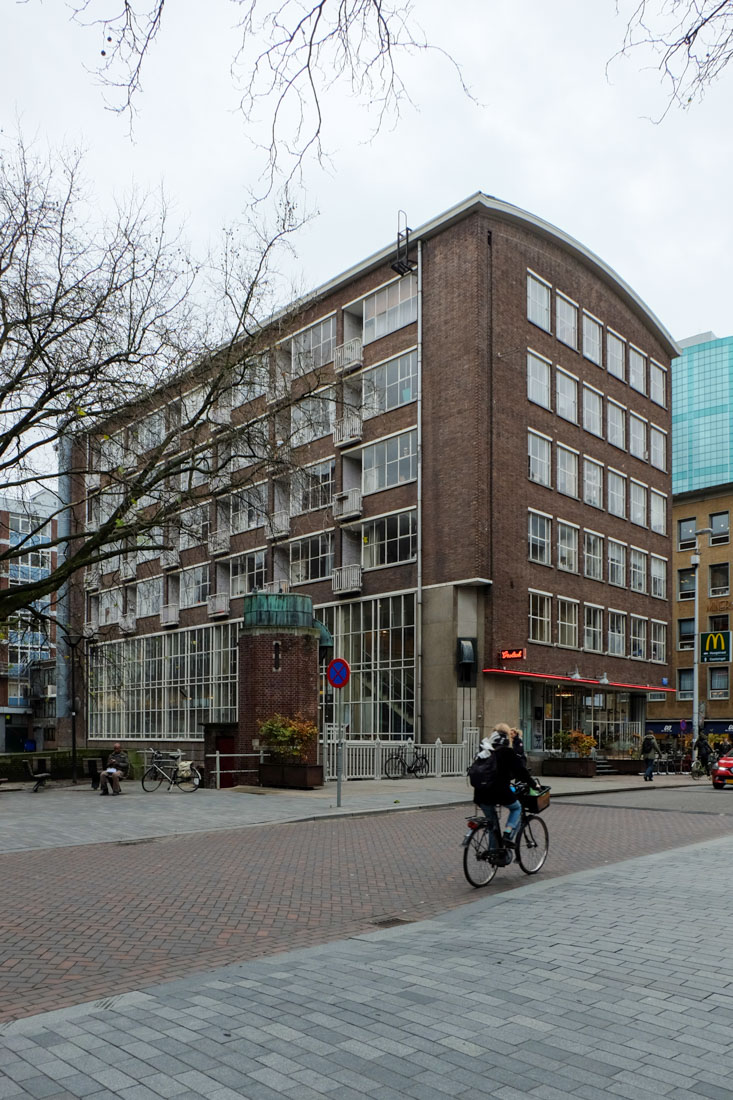 Willem Marinus Dudok - Office Building De Nederlanden van 1845