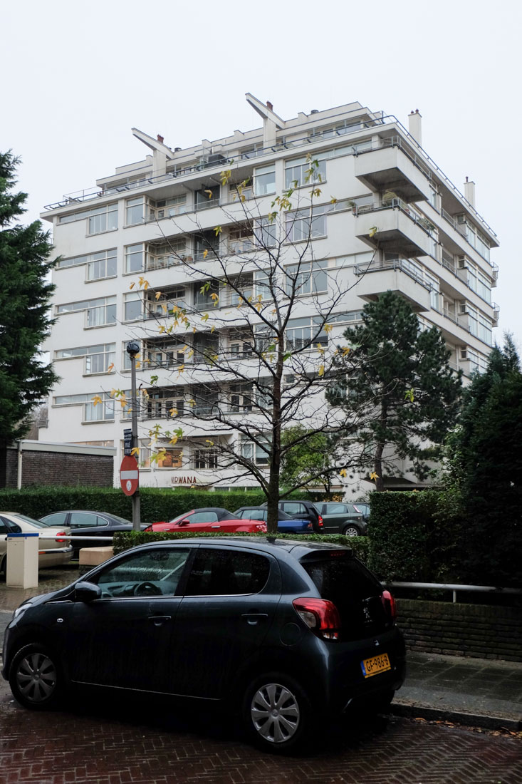 Johannes Duiker - Nirwana Apartment Building