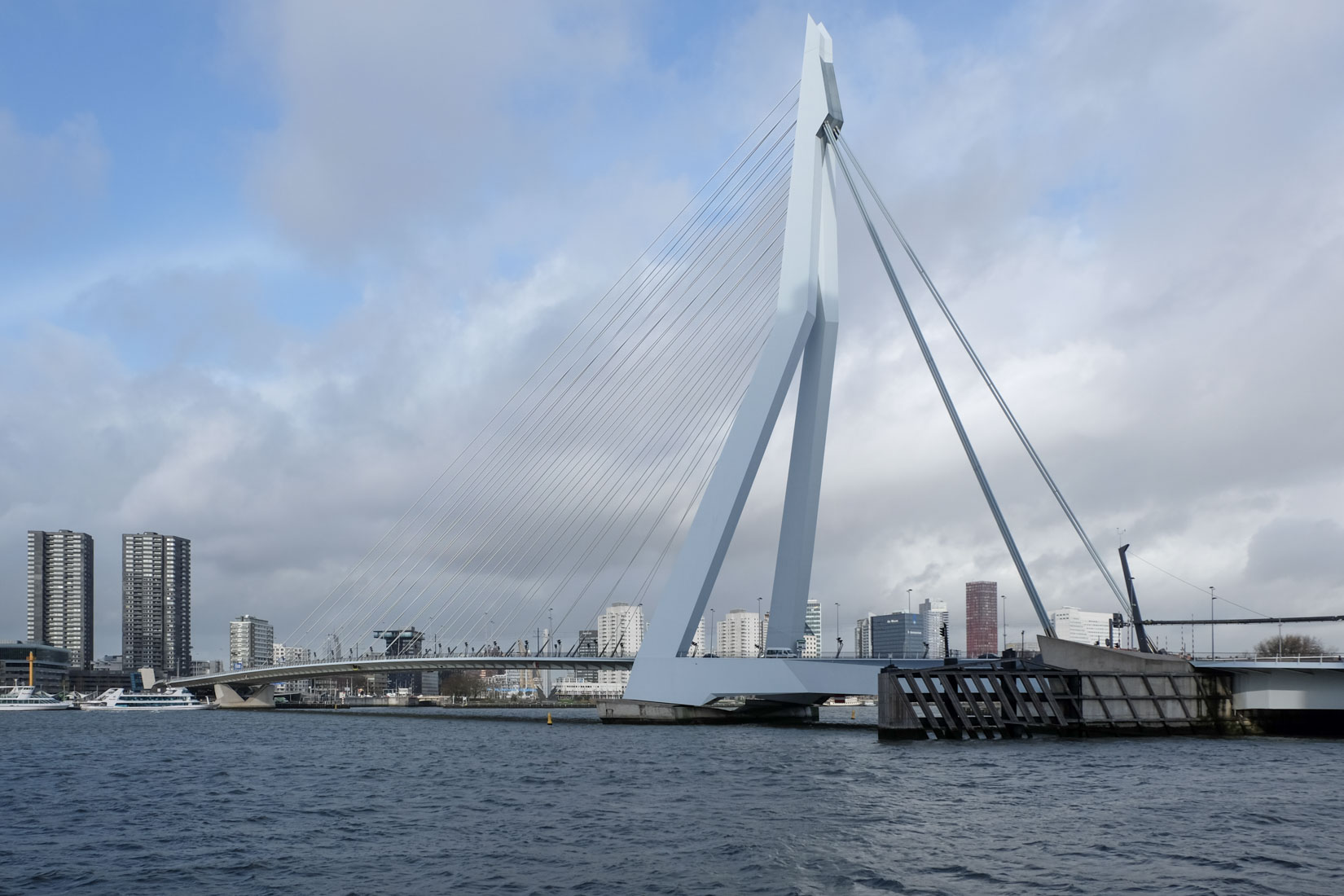 UN Studio - Erasmus Bridge Rotterdam