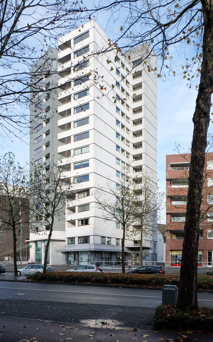 lvaro Siza Vieira - Ceramique Tower Maastricht