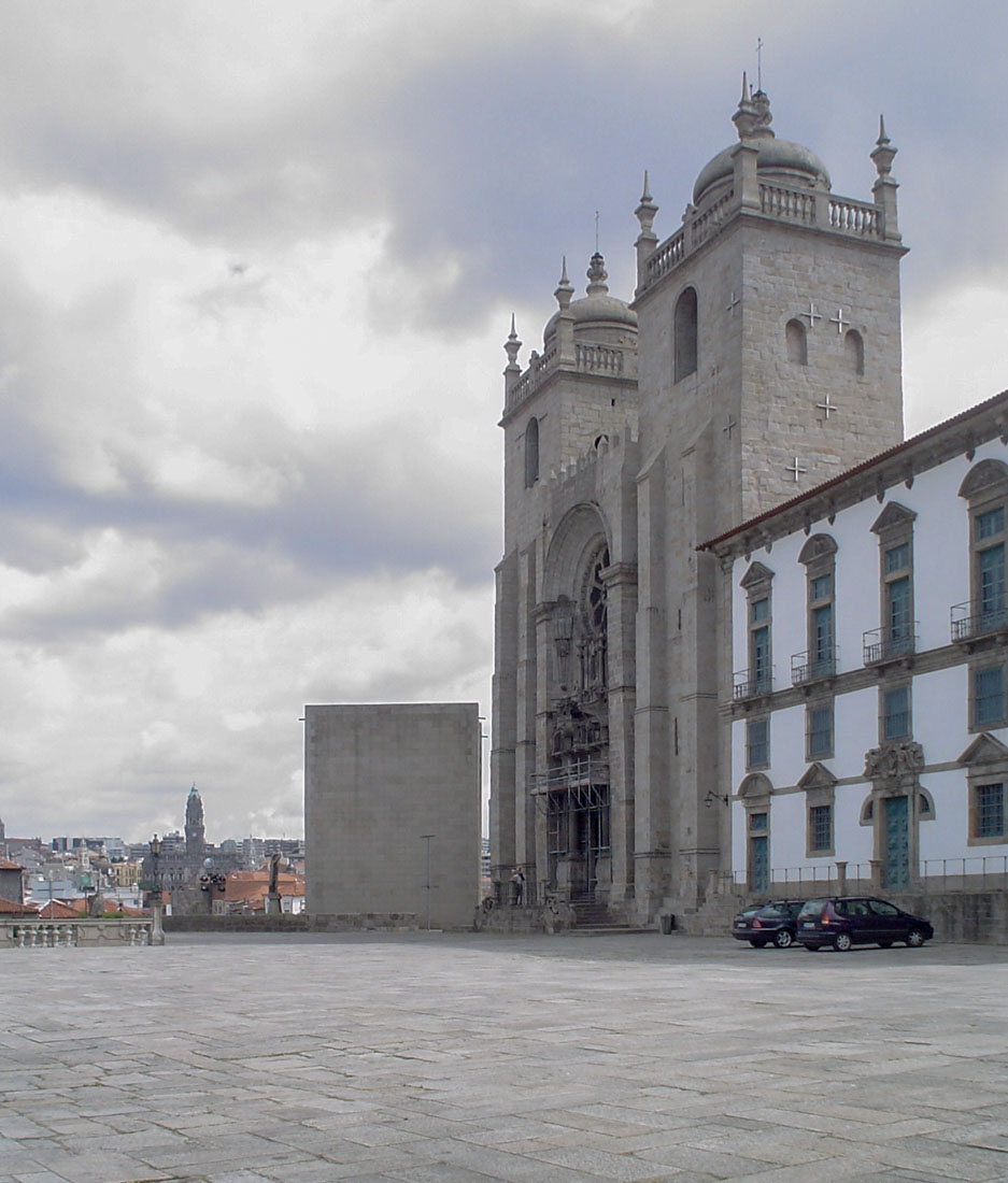 Fernando Tavora - Renovation of the old Town Hall "Casa dos 24"