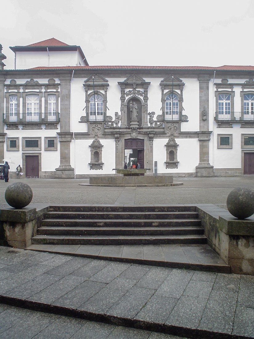 Fernando Tavora - Urban Renovation Guimaraes