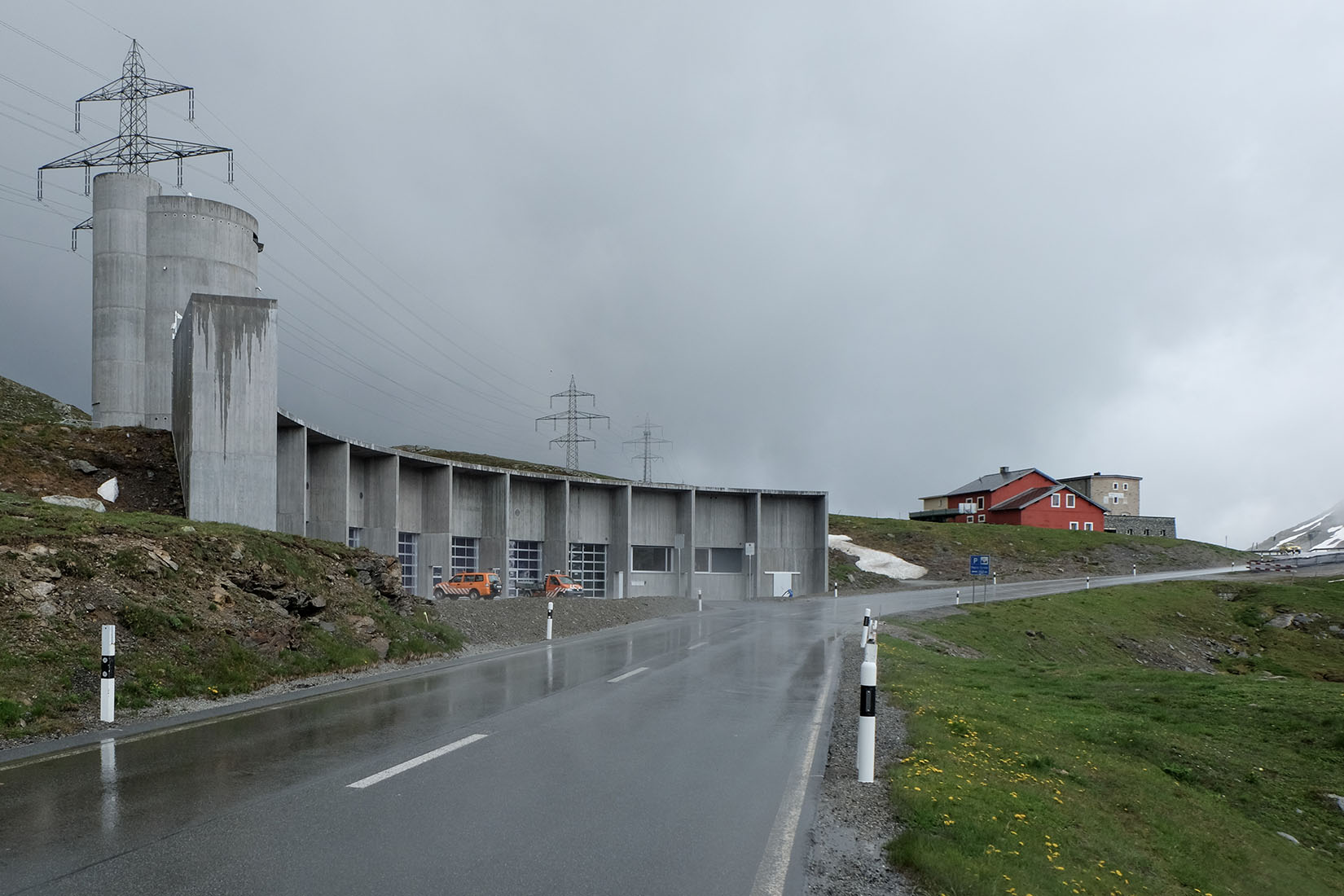 Bearth & Deplazes - Bernina Pass Maintanance
                Base
