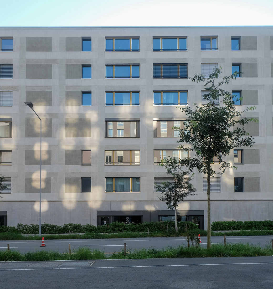 EM2N - Apartment Building Manegg