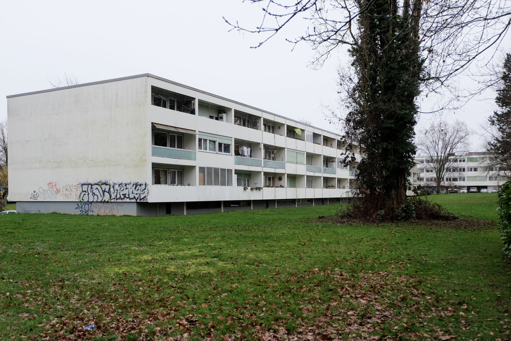 Andr� Gaillard - Residential Buildings SI Cite Golf