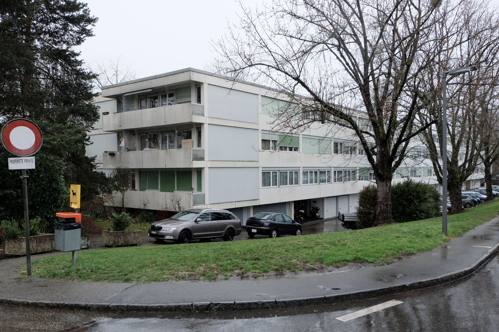 Andr� Gaillard - Residential Buildings SI Cite Golf