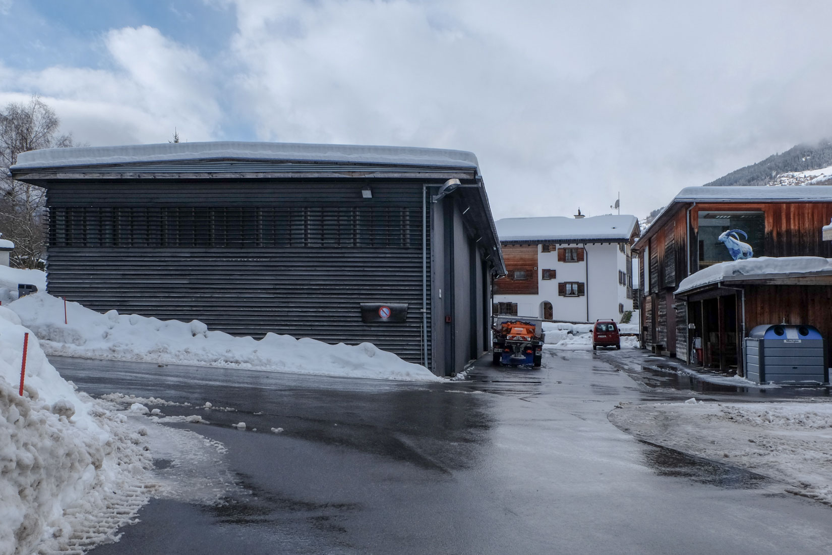 Gerstlauer + Molne - Community and Forest Centre - Castrisch