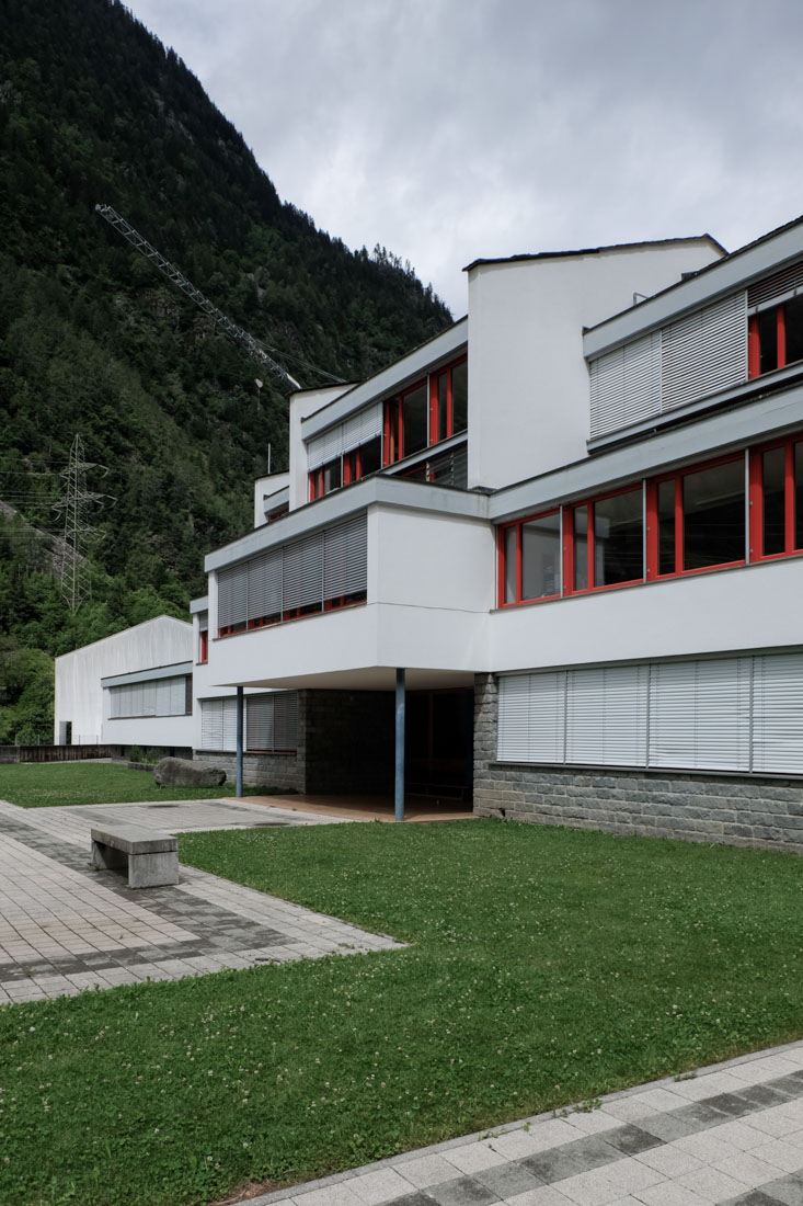 Bruno Giacometti - School Building Brusio