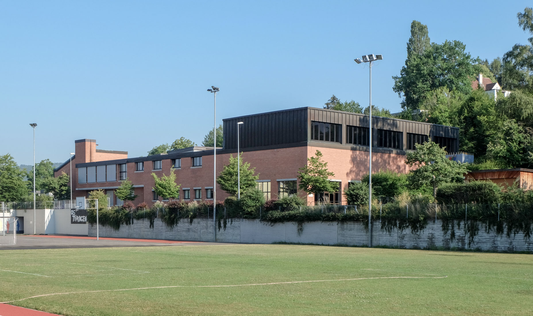 Ernst Gisel - School Building Hamme Thayngen