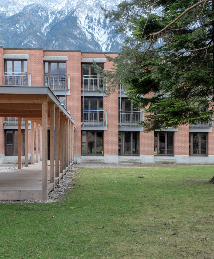Ernst Gisel - Schoolcentre Mhleholz Vaduz