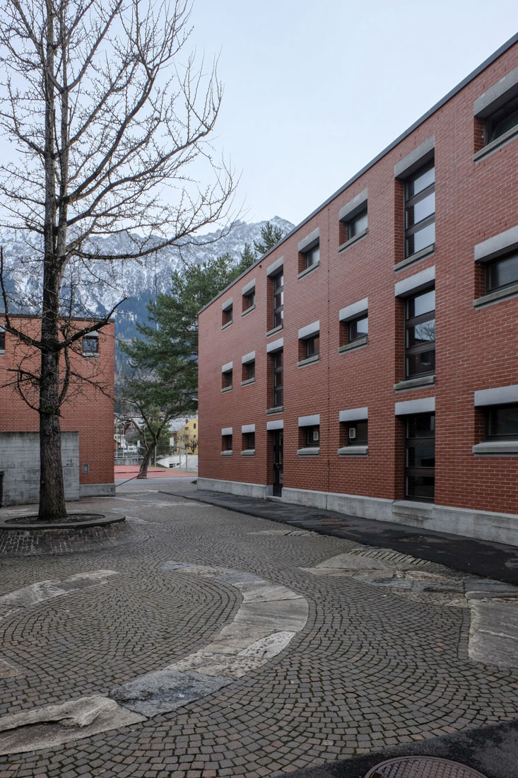 Ernst Gisel - Schoolcentre Mhleholz Vaduz
