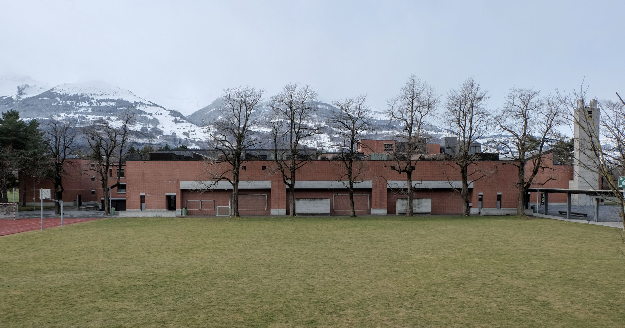 Ernst Gisel - Schoolcentre Mhleholz Vaduz