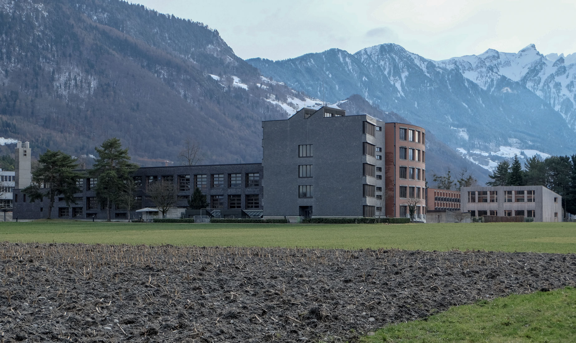 Ernst Gisel - Schoolcentre Mhleholz Vaduz
