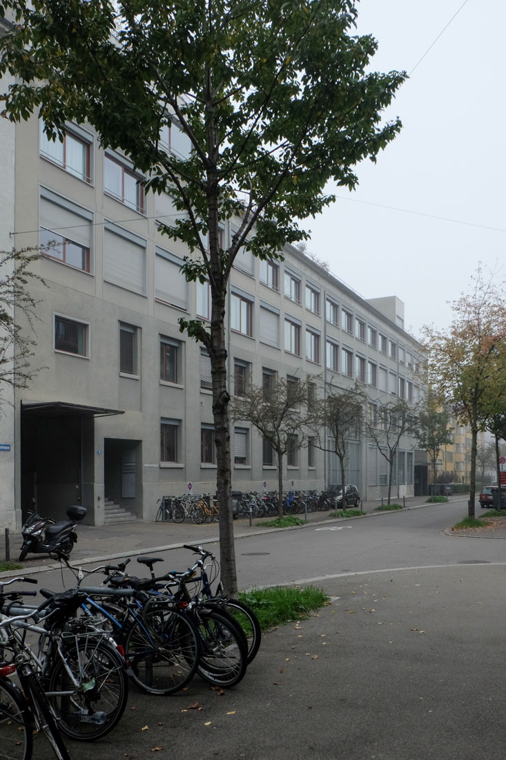 Meili Peter - Apartment Building Zypressenstrasse