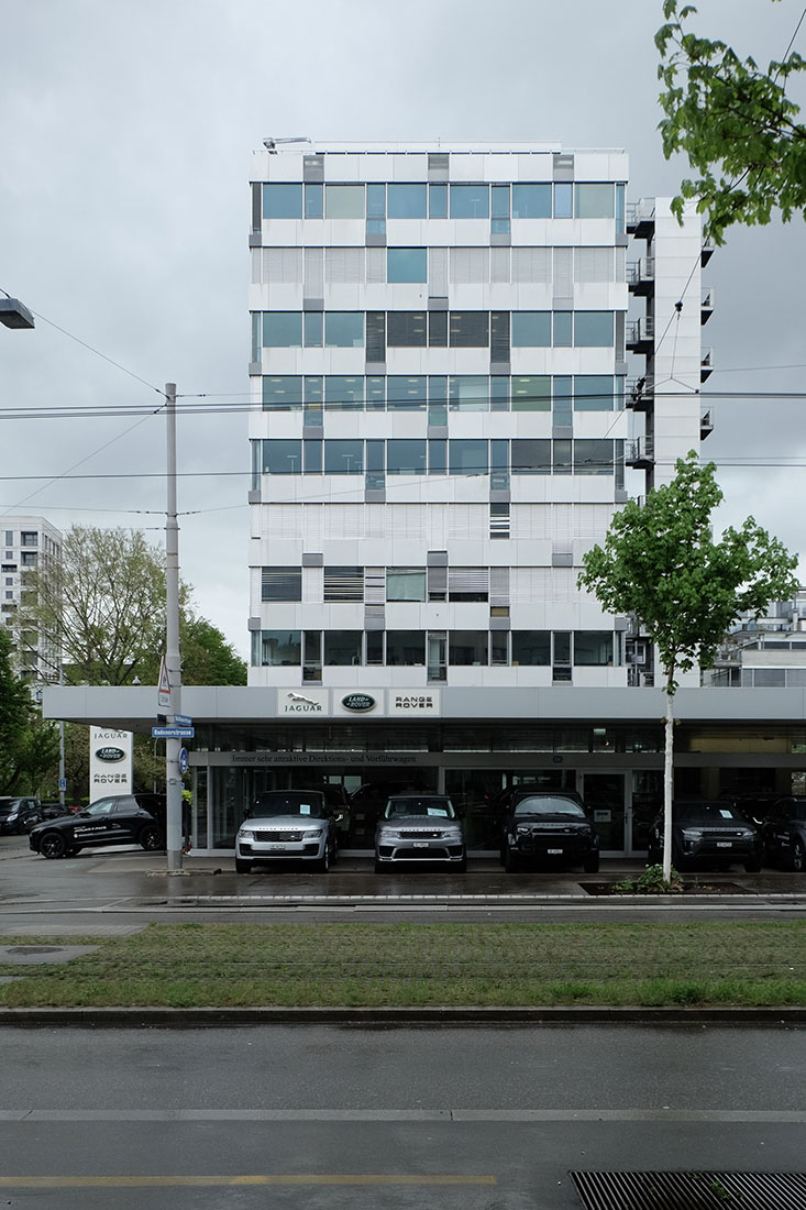 Werner Stcheli - Commercial Building
                          Badenerstrasse