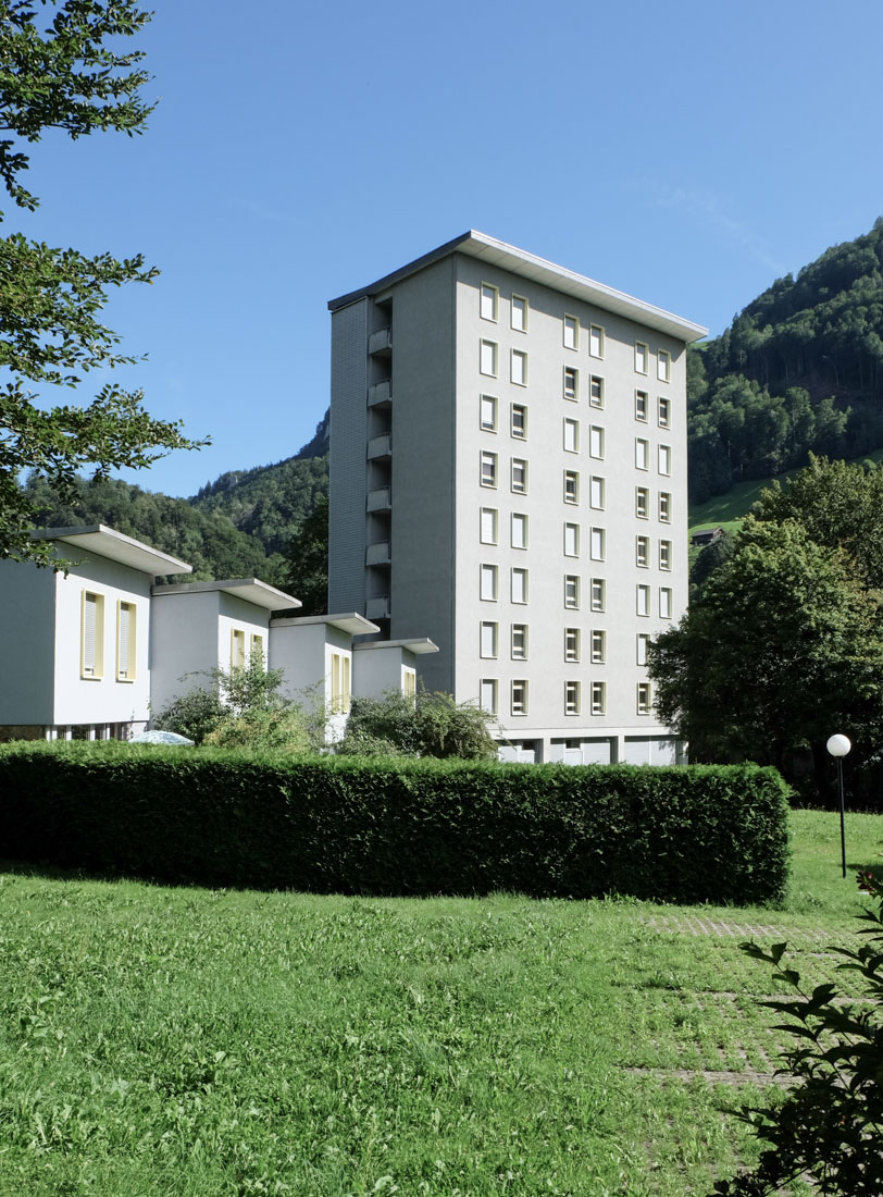 Jakob Zweifel - Staffbuilding Hospital Glarus