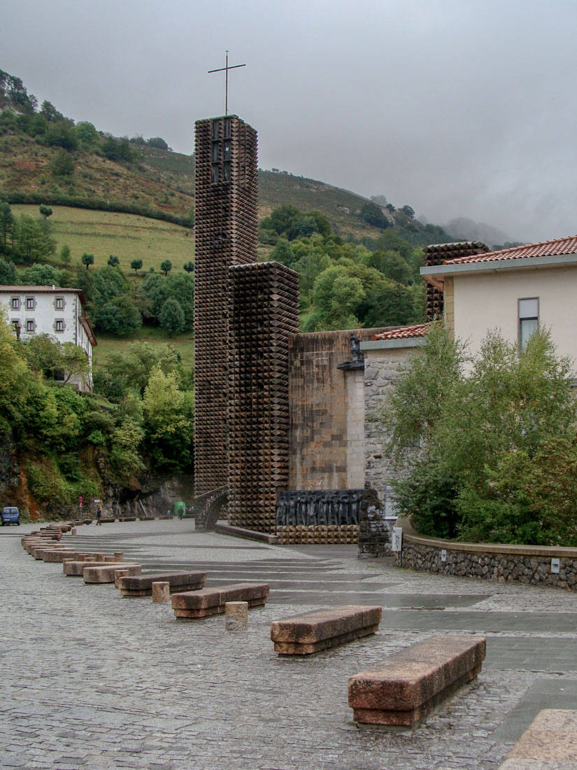 Francisco Javier Senz de Oiza - Santuario de Arnzazu